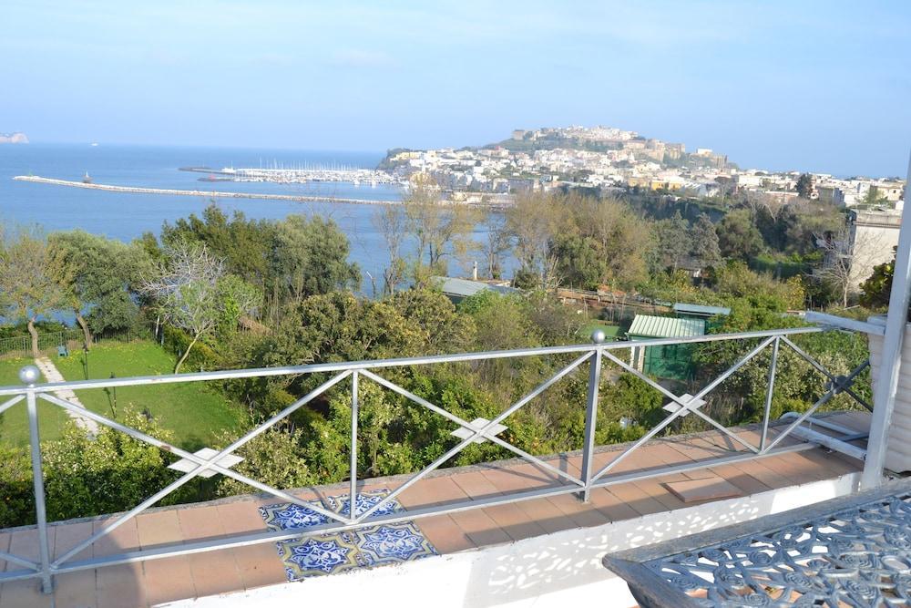 Piccolo Tirreno Hotel Residence Procida Eksteriør billede