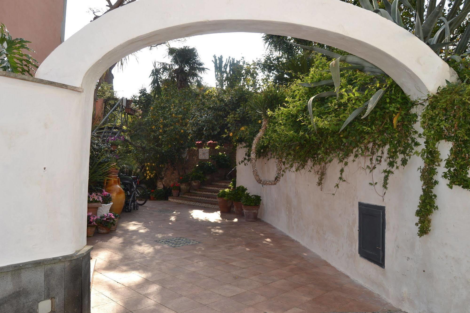 Piccolo Tirreno Hotel Residence Procida Eksteriør billede